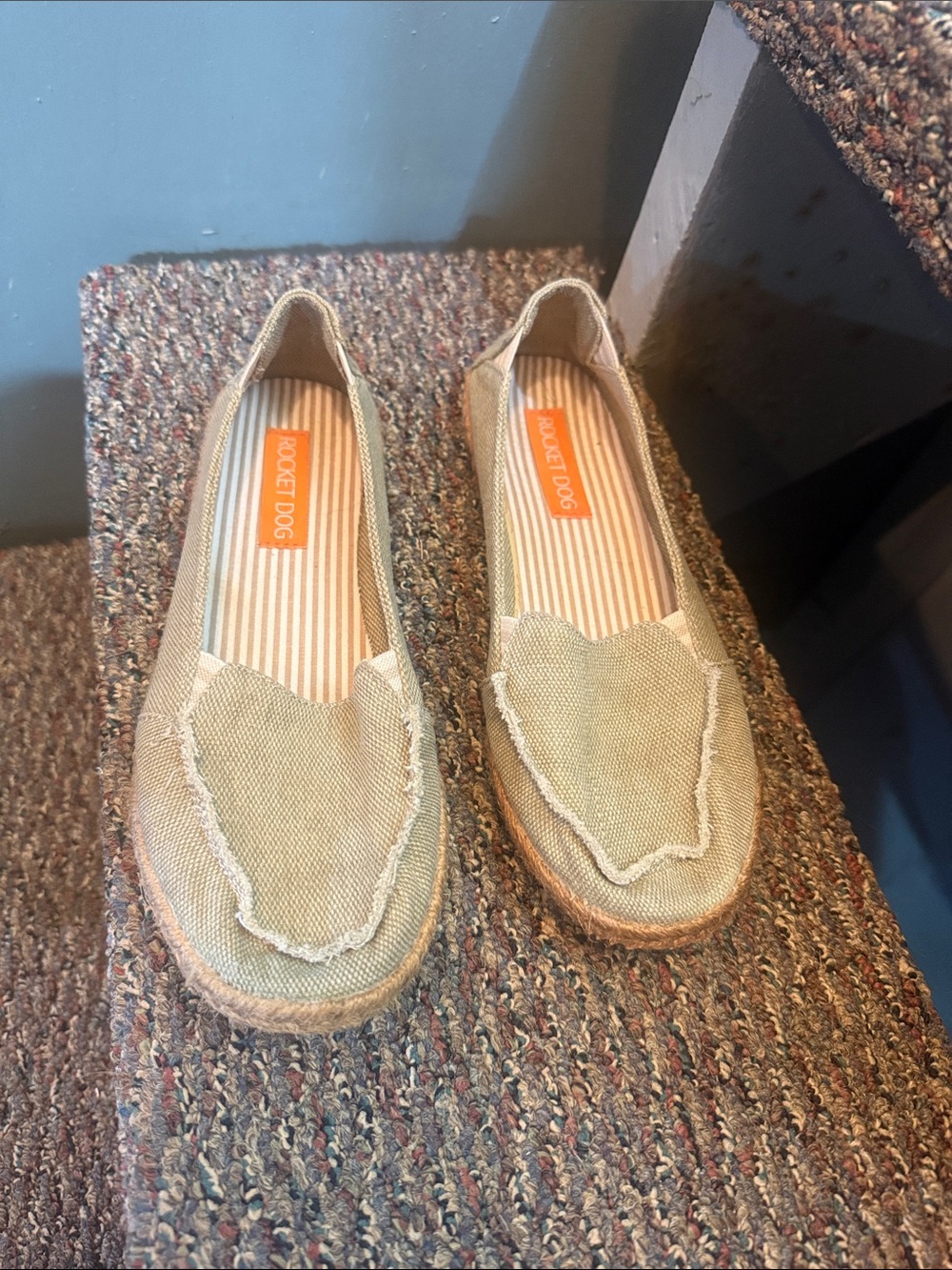 Rocket Dog Girls' Tan Canvas Slip-On Espadrilles